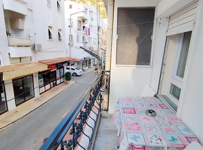 Manolyam 5 .1+1 Apartment